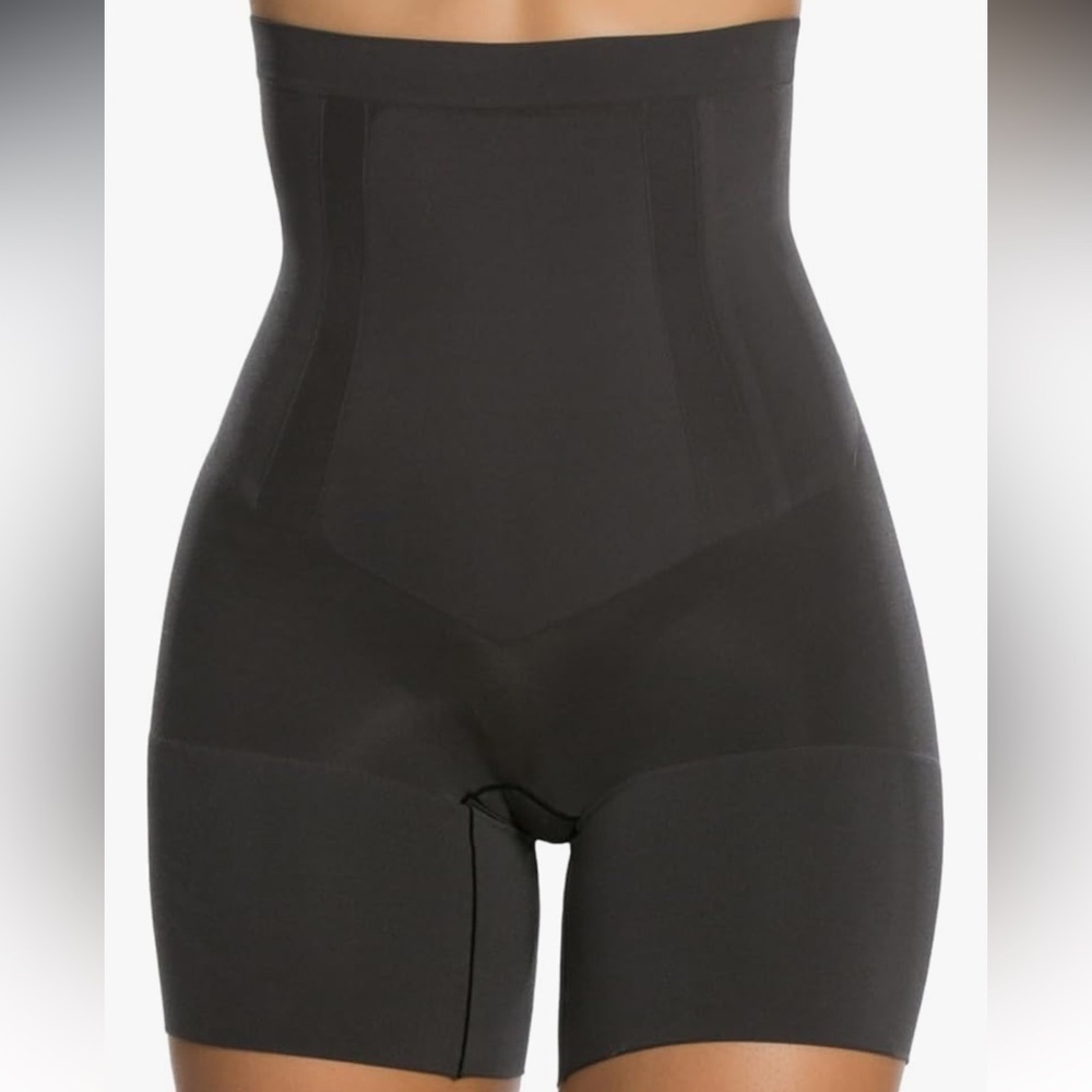 SPANX womens Shapewear for Women Oncore High-waisted Mid-thigh Short